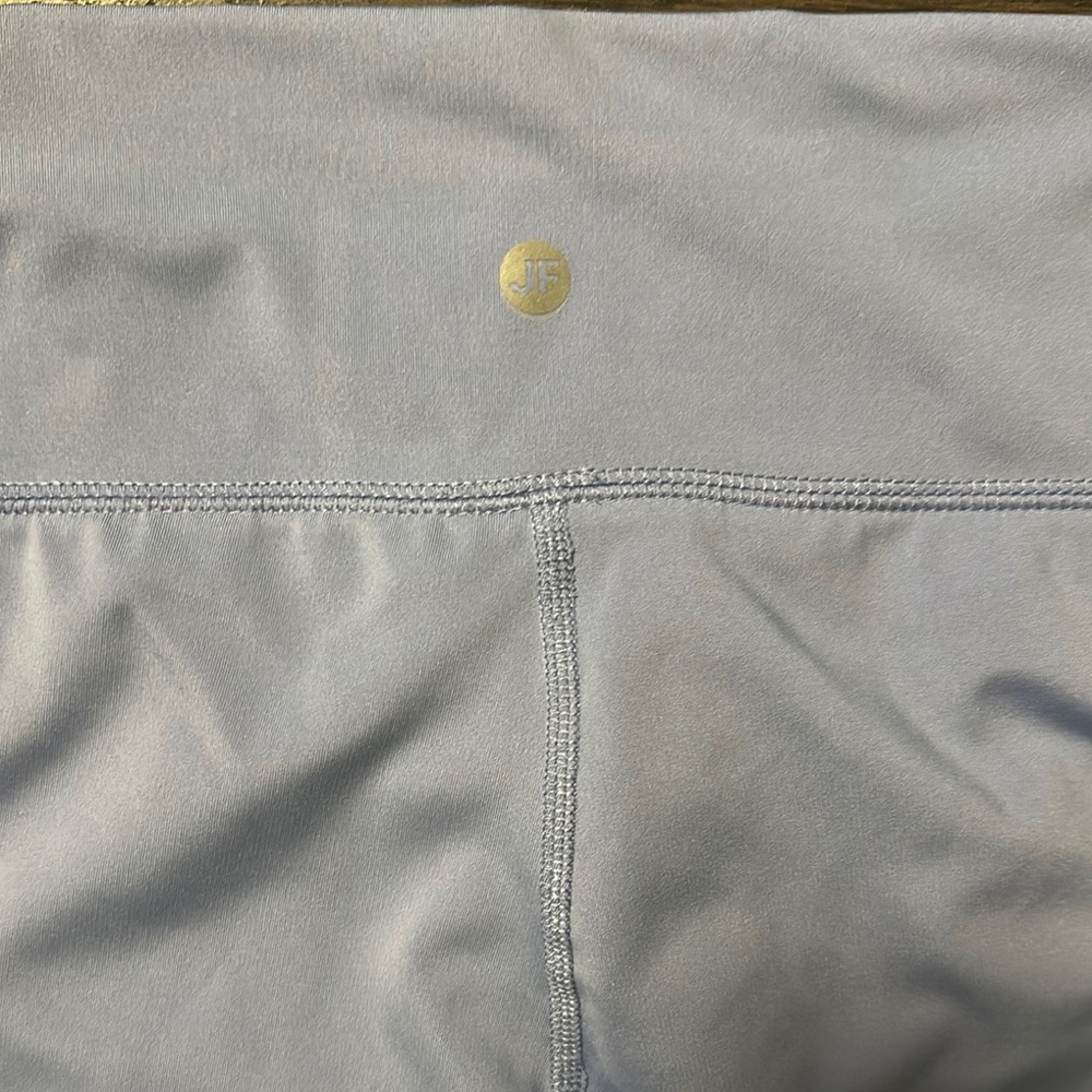 Joe Fresh Set- Size Large Top/Bottom - Picture 7 of 8